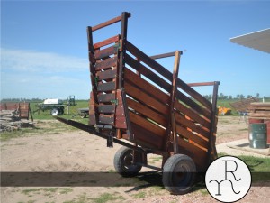 imagen cargador de hacienda movil con puertas