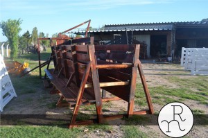 imagen manga para terneros con cepo