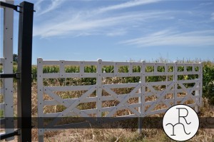 imagen tranquera y porton de entrada a campo
