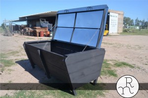 foto baul con tapa de madera pintado