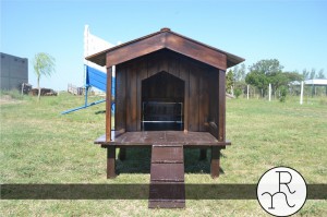 foto casita para perros de madera a medida