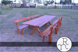 imagen mesa exterior madera