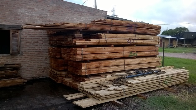 madera para articulos rurales carpinteria ganaderia comederos instalaciones plaza chaco